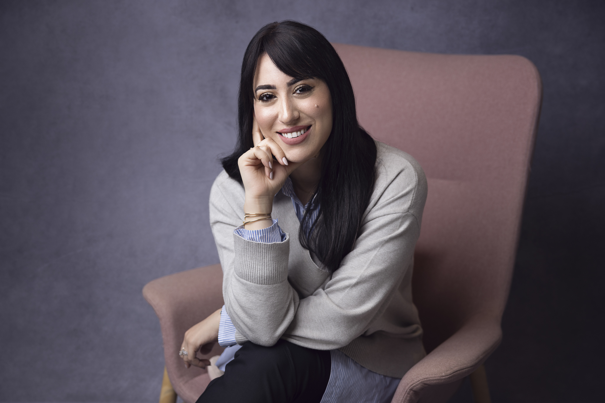 Professional business photo of a writer.
